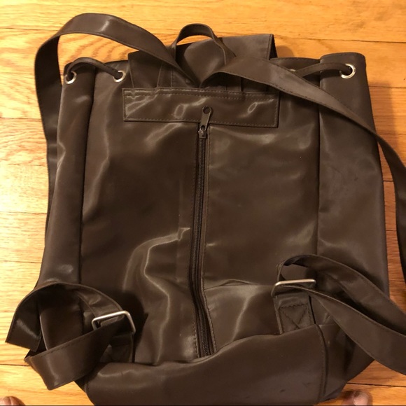 Kenneth Cole Reaction Weatherproof backpack with matching crossbody purse main image 7